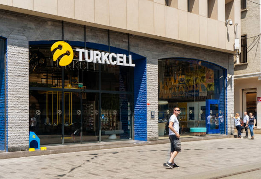 Getting Turkey SIM Card at Mobile Operators Store - Turkcell Store